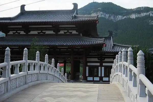 【花莲县大连古建栏杆批发价格】消毒液细节决定品质真材实料